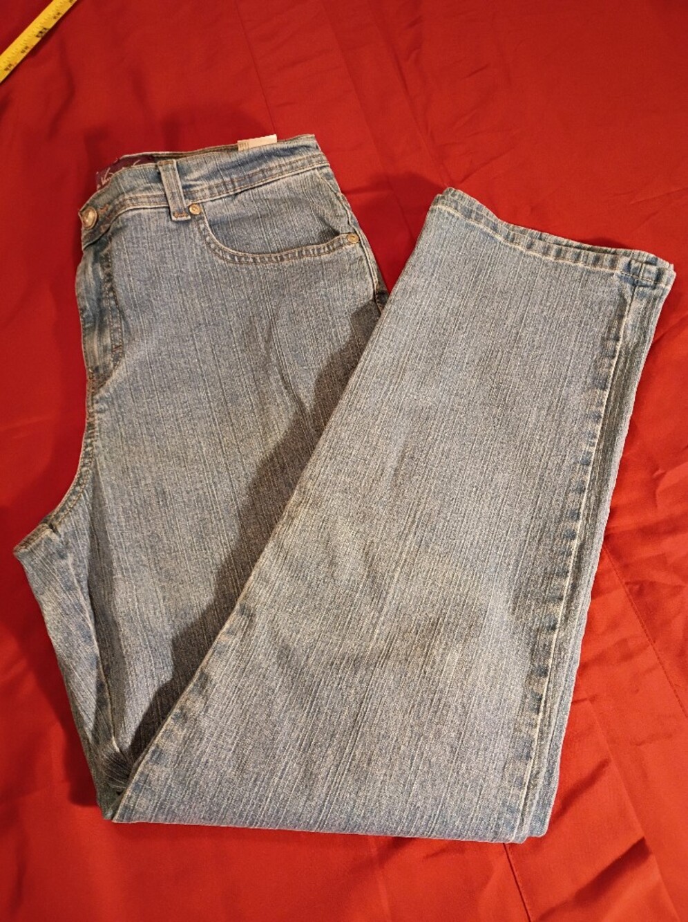 Gloria Vanderbilt Light Blue Women’s Straight Leg Jeans